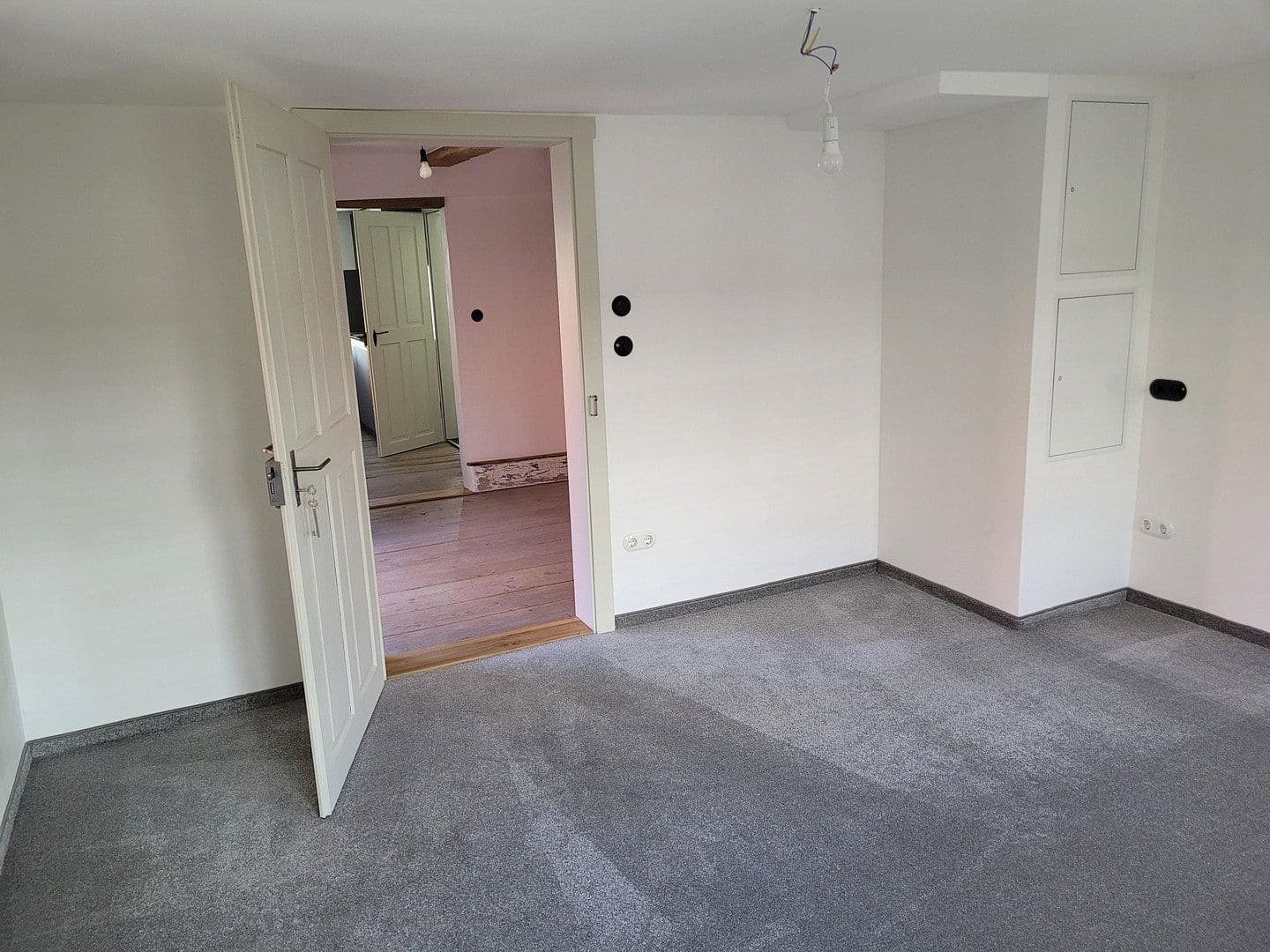 Prenájom bytu 4-izbový 60 m², Fuchstal / Leeder, Bavorsko Prenájom bytu 4-izbový 60 m², Fuchstal / Leeder, Bavorsko