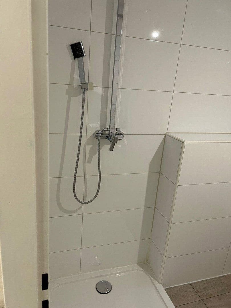 Prenájom kancelárie 55 m², Amalienburgstrasse 23, München, Bavorsko Prenájom kancelárie 55 m², Amalienburgstrasse 23, München, Bavorsko