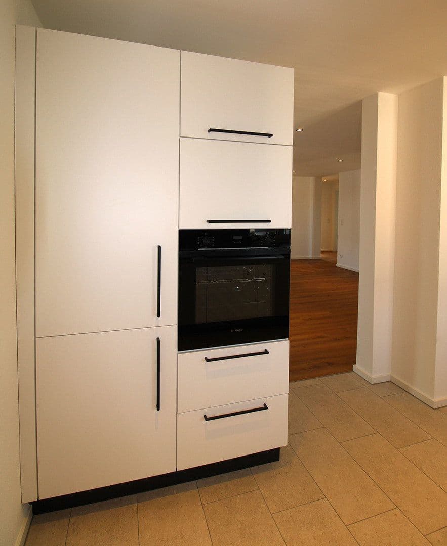 Prenájom bytu 4-izbový 117 m², Fasanenstr. 11, Manching, Bavorsko Prenájom bytu 4-izbový 117 m², Fasanenstr. 11, Manching, Bavorsko