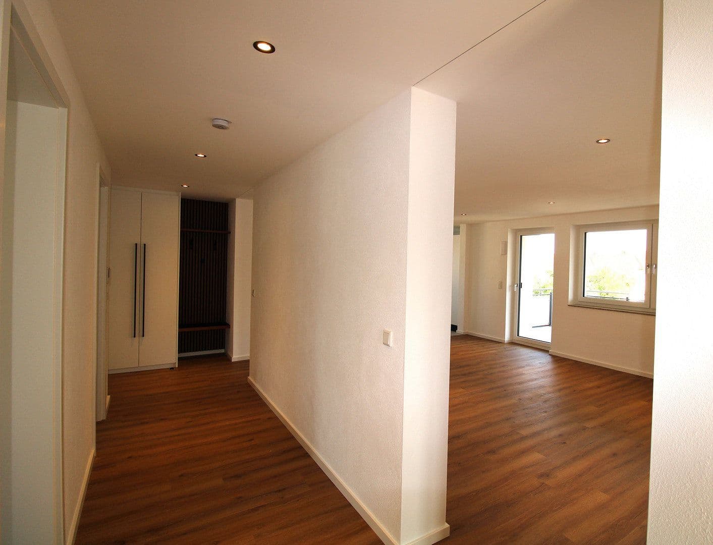 Prenájom bytu 4-izbový 117 m², Fasanenstr. 11, Manching, Bavorsko Prenájom bytu 4-izbový 117 m², Fasanenstr. 11, Manching, Bavorsko