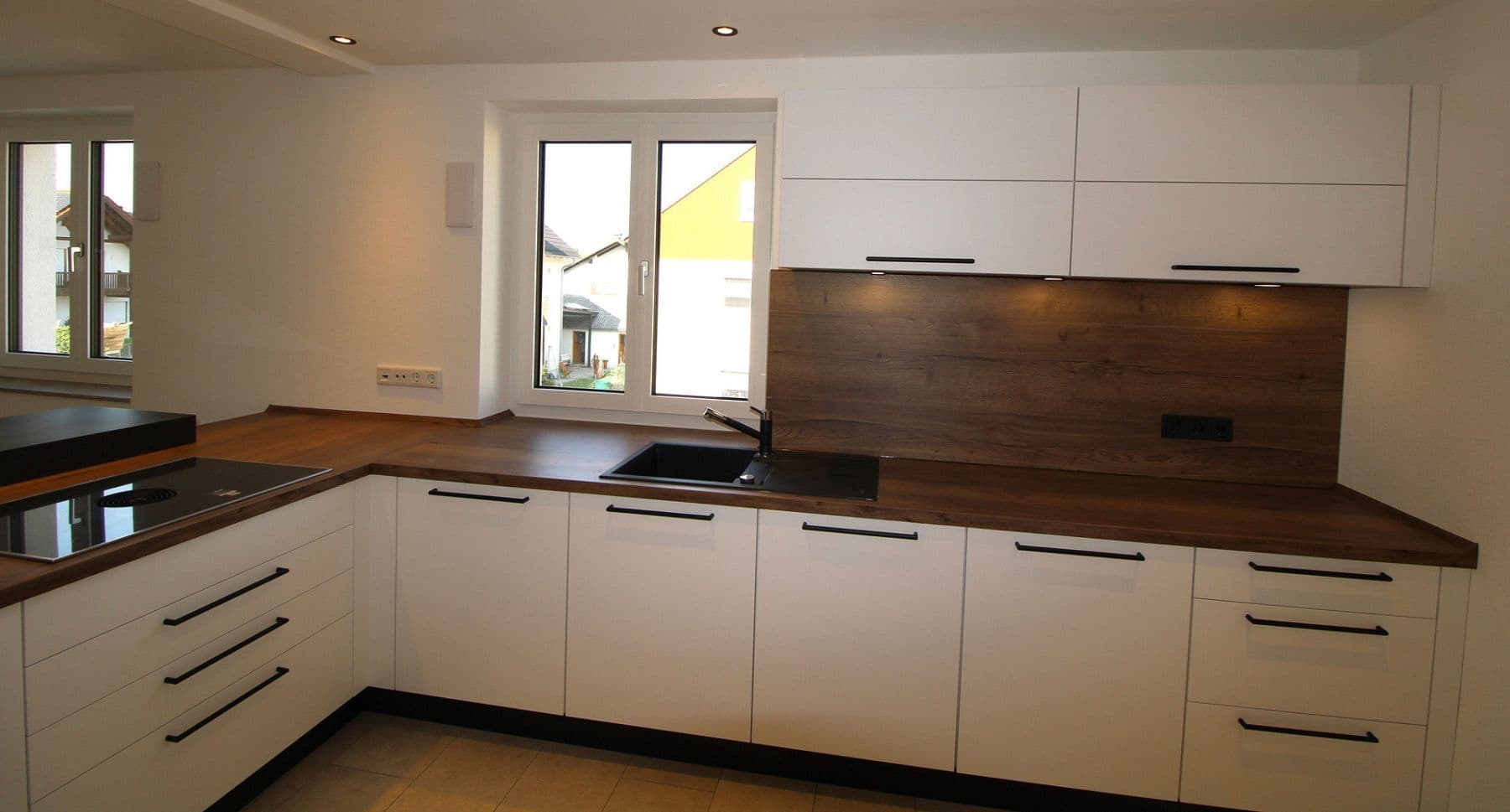 Prenájom bytu 4-izbový 117 m², Fasanenstr. 11, Manching, Bavorsko Prenájom bytu 4-izbový 117 m², Fasanenstr. 11, Manching, Bavorsko