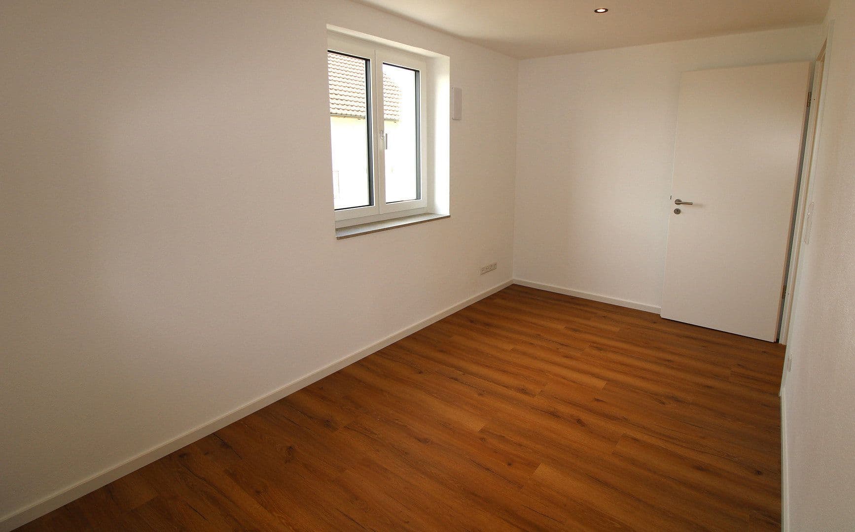 Prenájom bytu 4-izbový 117 m², Fasanenstr. 11, Manching, Bavorsko Prenájom bytu 4-izbový 117 m², Fasanenstr. 11, Manching, Bavorsko