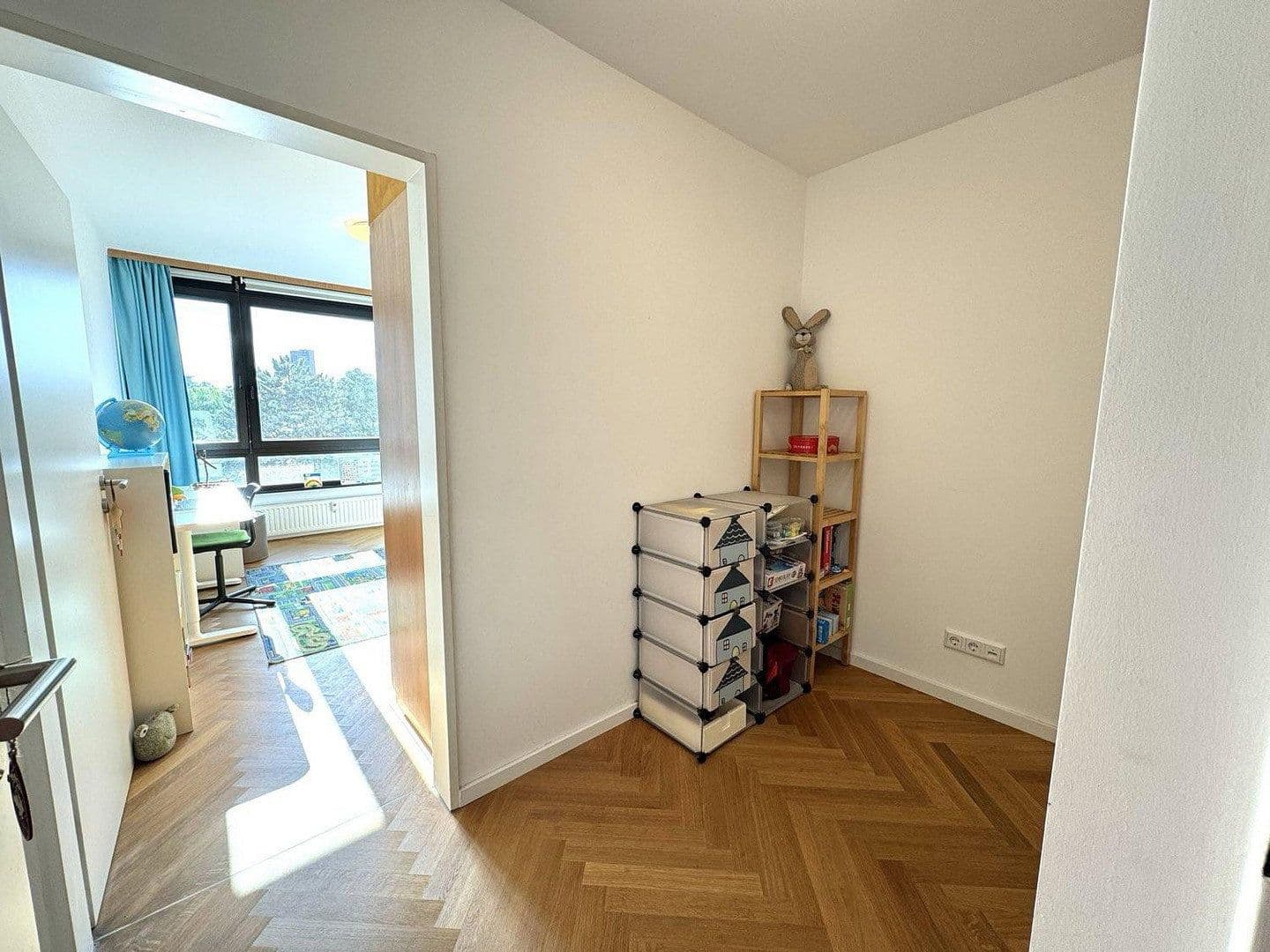 Predaj bytu 4-izbový 120 m², Herchenbachstr. 5, Düsseldorf, Severné Porýnie - Westfálsko Predaj bytu 4-izbový 120 m², Herchenbachstr. 5, Düsseldorf, Severné Porýnie - Westfálsko