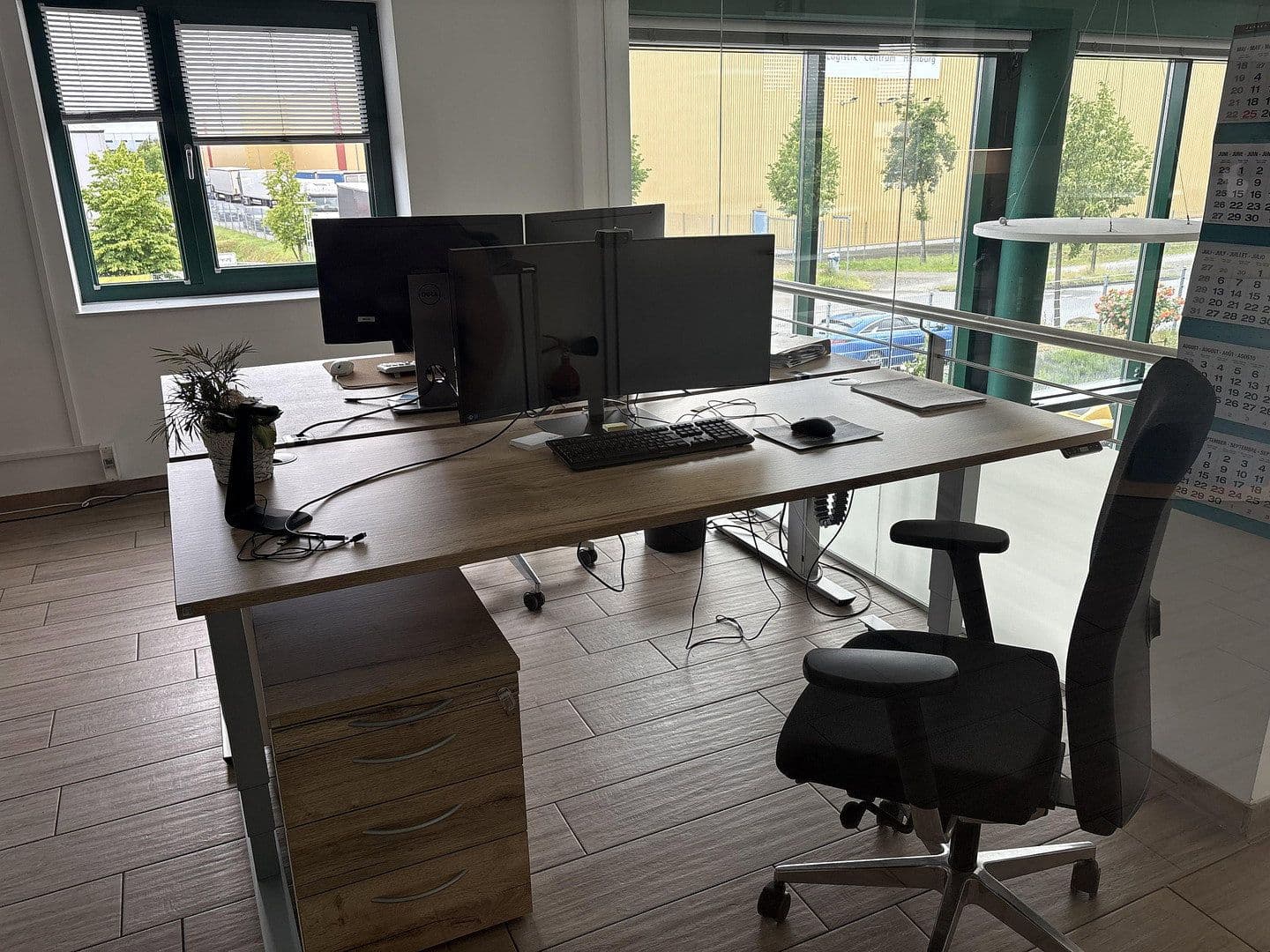 Prenájom kancelárie 140 m², Porschestraße 23, Winsen (Luhe), Dolné Sasko Prenájom kancelárie 140 m², Porschestraße 23, Winsen (Luhe), Dolné Sasko