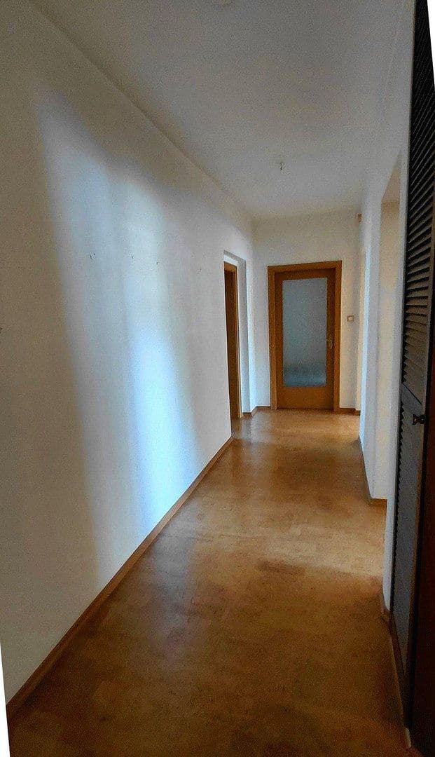Predaj bytu 4-izbový 104 m², Köln, Severné Porýnie - Westfálsko Predaj bytu 4-izbový 104 m², Köln, Severné Porýnie - Westfálsko