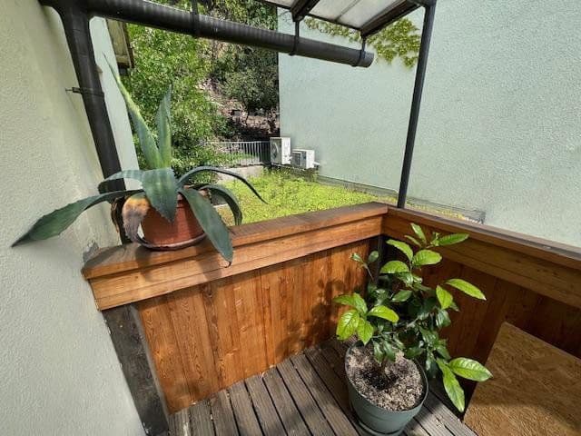 Predaj domu 180 m², pozemok 400 m², Roßmäßlerstraße 34, Tharandt, Sasko Predaj domu 180 m², pozemok 400 m², Roßmäßlerstraße 34, Tharandt, Sasko