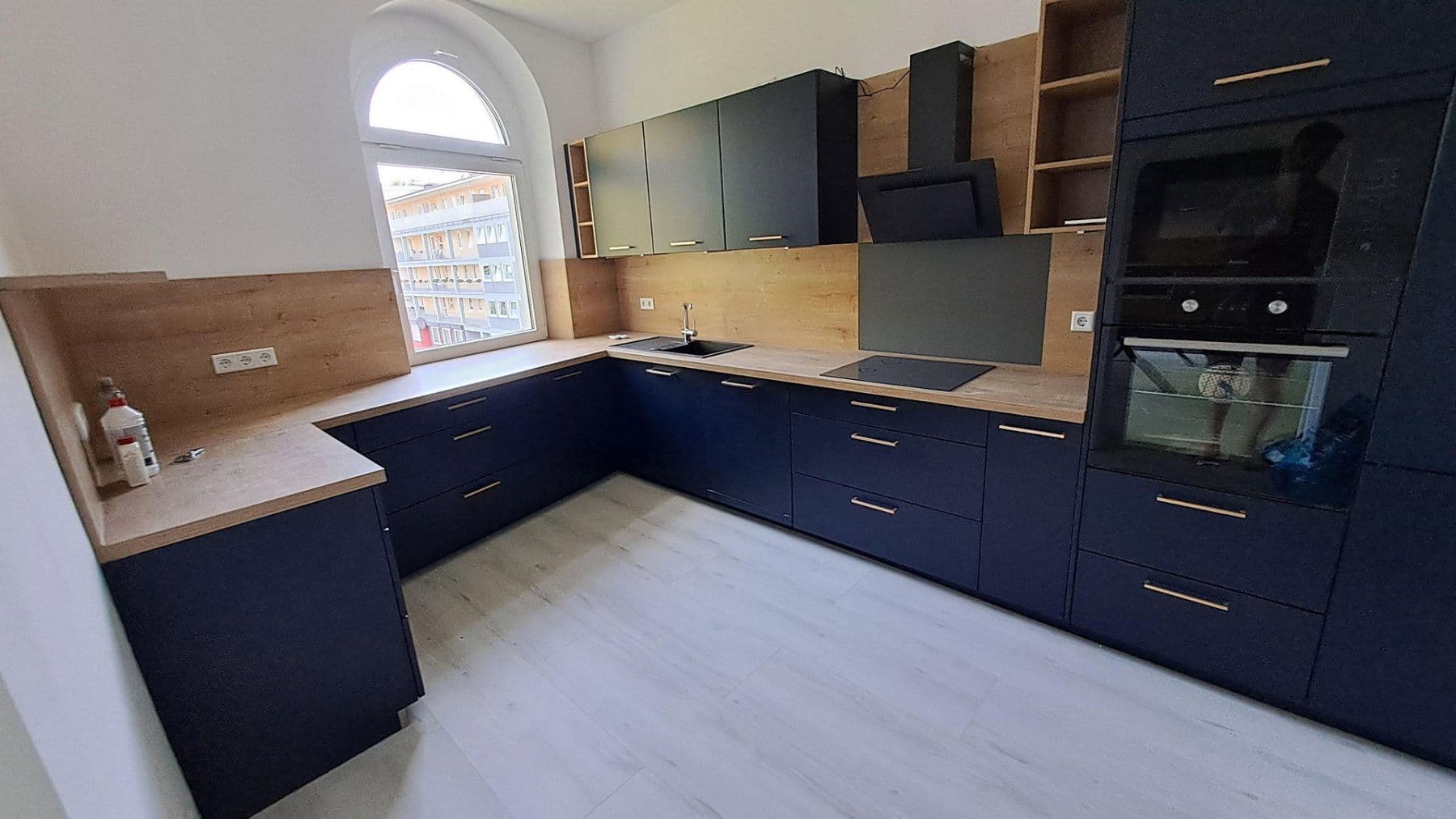 Predaj bytu 6-izbový 134 m², Velbert, Severné Porýnie - Westfálsko Predaj bytu 6-izbový 134 m², Velbert, Severné Porýnie - Westfálsko