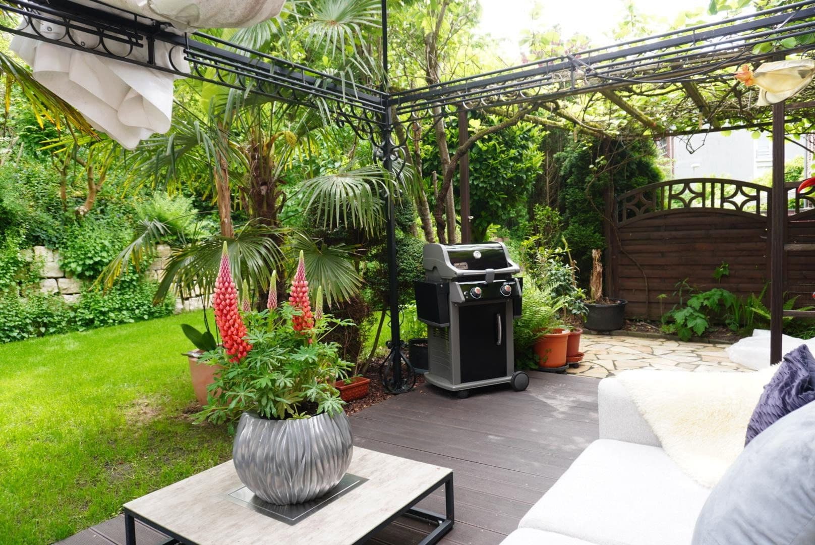 Predaj domu 147 m², pozemok 303 m², Gladbacher Straße 280, Neuss, Severné Porýnie - Westfálsko Predaj domu 147 m², pozemok 303 m², Gladbacher Straße 280, Neuss, Severné Porýnie - Westfálsko