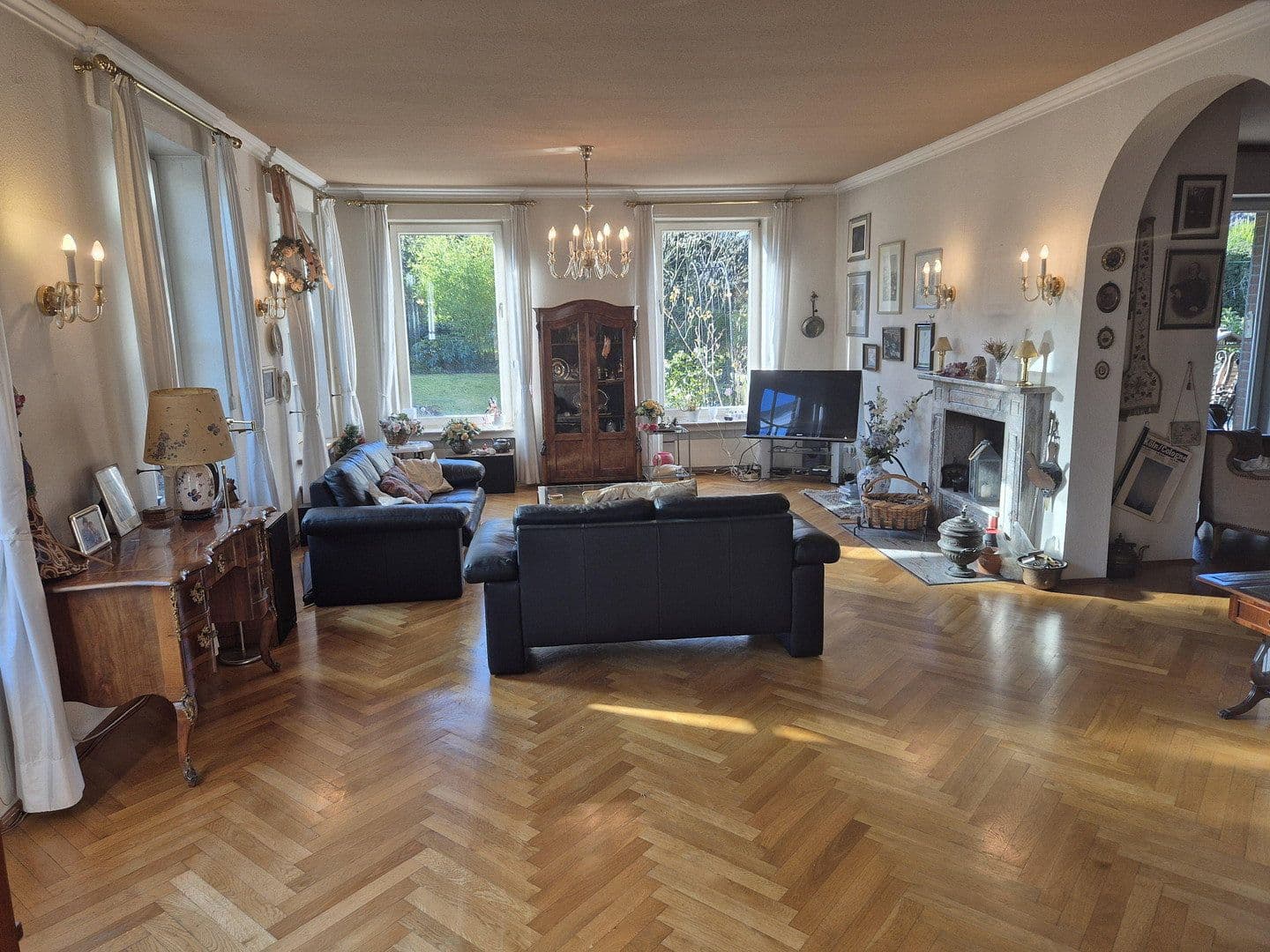 Predaj domu 320 m², pozemok 707 m², Köln, Severné Porýnie - Westfálsko Predaj domu 320 m², pozemok 707 m², Köln, Severné Porýnie - Westfálsko