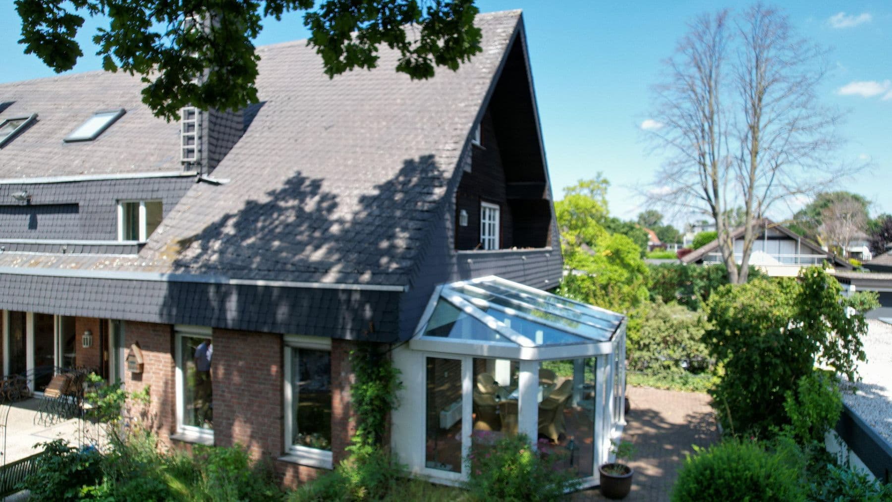 Predaj domu 320 m², pozemok 707 m², Köln, Severné Porýnie - Westfálsko Predaj domu 320 m², pozemok 707 m², Köln, Severné Porýnie - Westfálsko