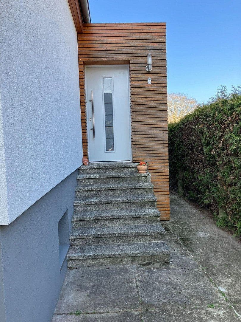 Predaj domu 213 m², pozemok 5.000 m², Garbsen, Dolné Sasko Predaj domu 213 m², pozemok 5.000 m², Garbsen, Dolné Sasko