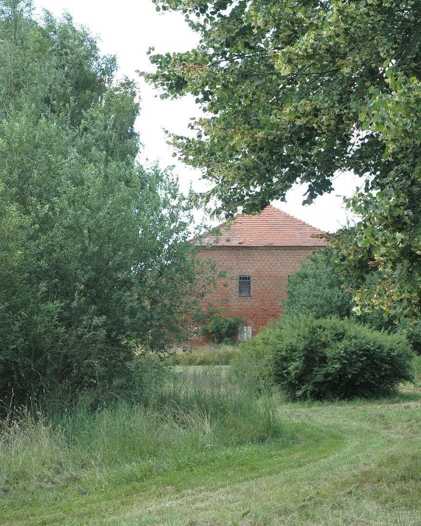 Predaj domu 1.200 m², pozemok 7.000 m², Ivenack, Meklenbursko-Predpomoransko Predaj domu 1.200 m², pozemok 7.000 m², Ivenack, Meklenbursko-Predpomoransko