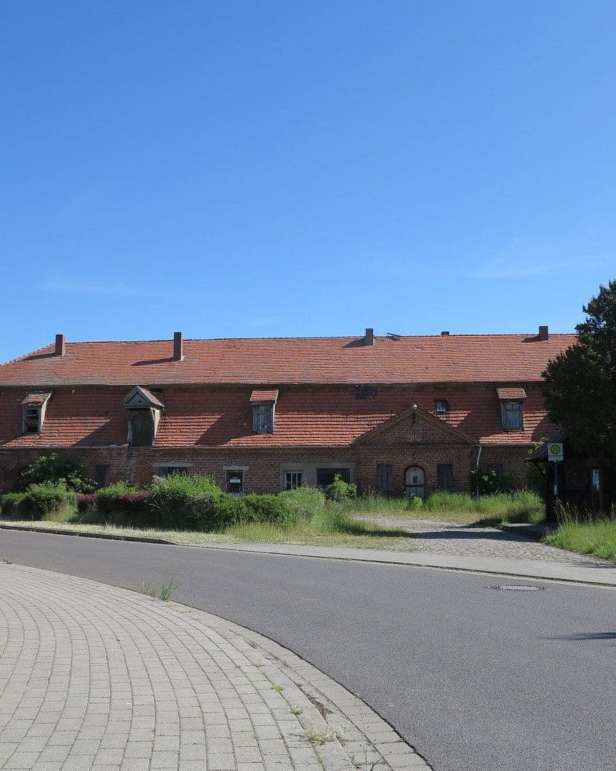 Predaj domu 1.200 m², pozemok 7.000 m², Ivenack, Meklenbursko-Predpomoransko Predaj domu 1.200 m², pozemok 7.000 m², Ivenack, Meklenbursko-Predpomoransko