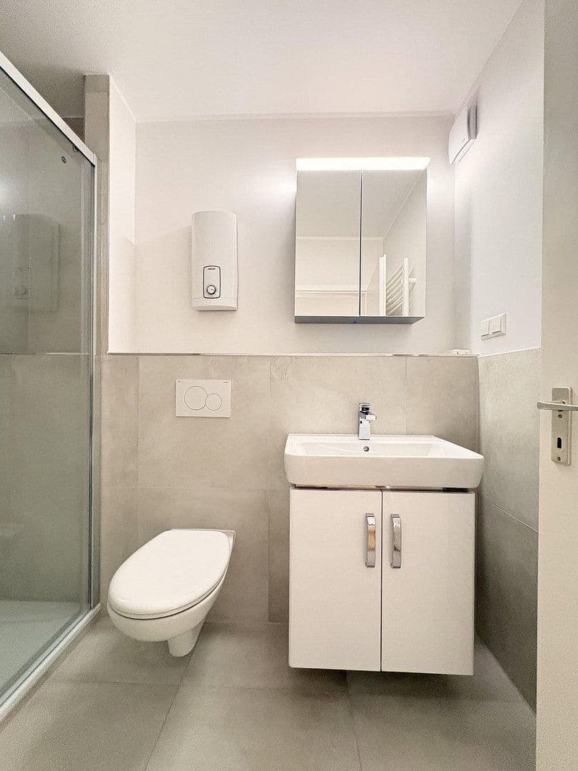 Prenájom bytu 1-izbový 38 m², Oberhausen, Severné Porýnie - Westfálsko Prenájom bytu 1-izbový 38 m², Oberhausen, Severné Porýnie - Westfálsko