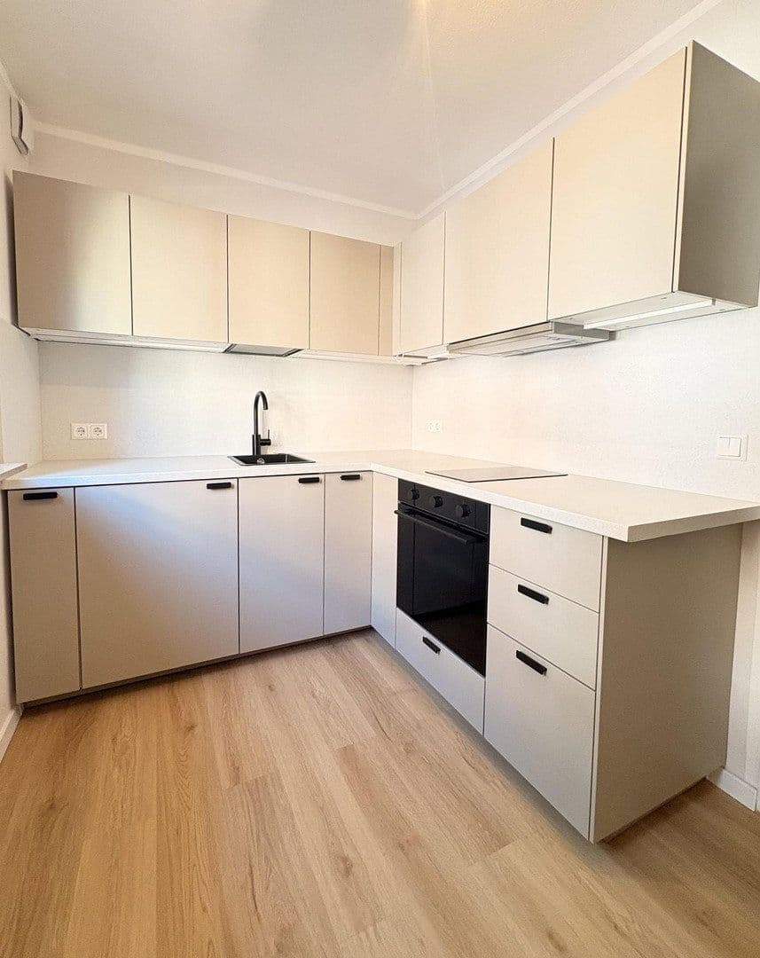 Prenájom bytu 1-izbový 38 m², Oberhausen, Severné Porýnie - Westfálsko Prenájom bytu 1-izbový 38 m², Oberhausen, Severné Porýnie - Westfálsko
