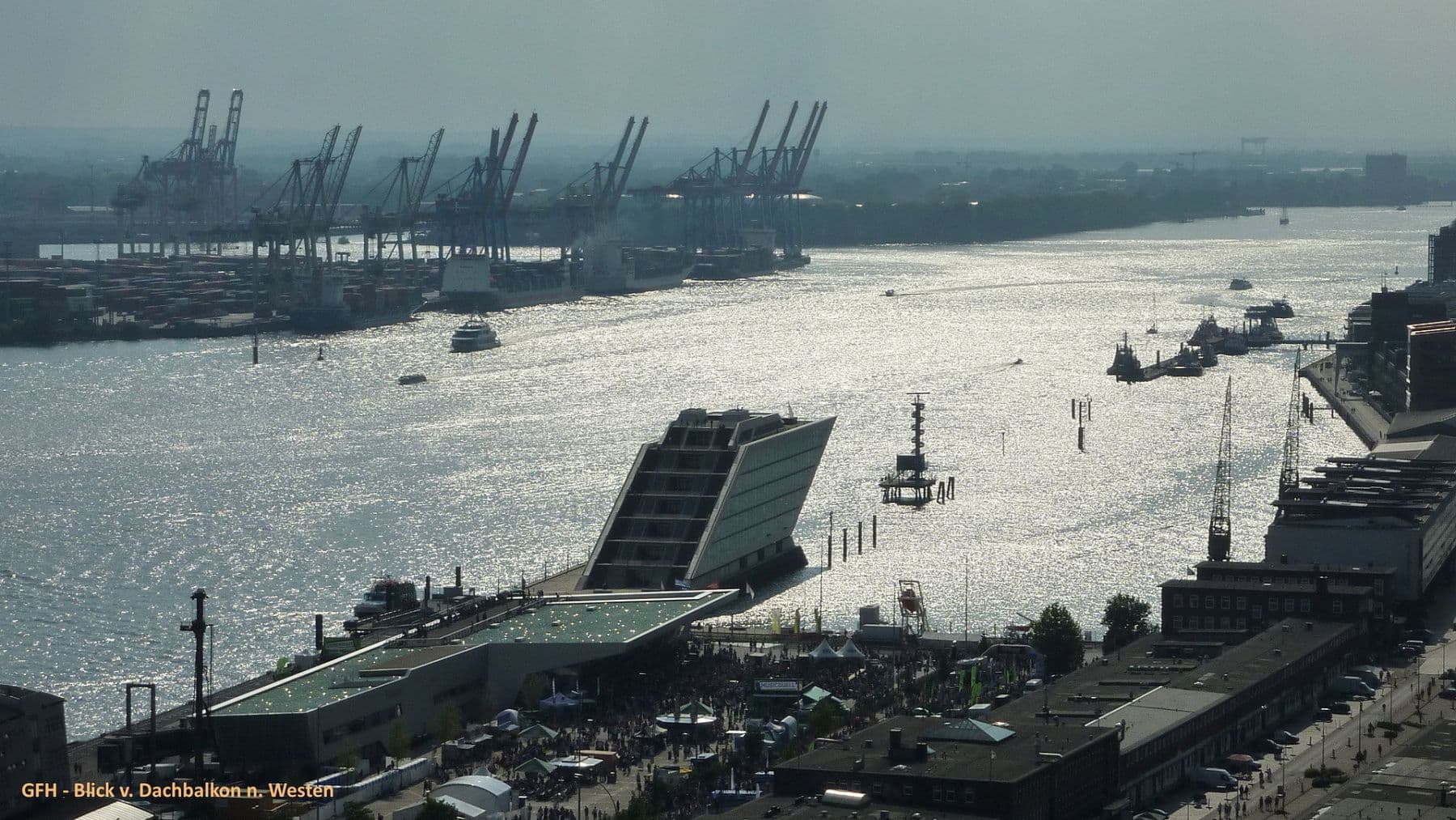 Prenájom bytu 2-izbový 50 m², Breite Str. 159, Hamburg, Hamburg Prenájom bytu 2-izbový 50 m², Breite Str. 159, Hamburg, Hamburg
