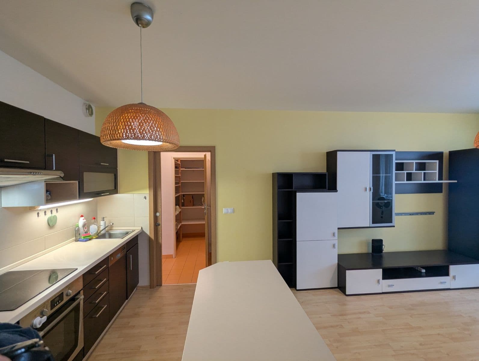 Prenájom bytu 2-izbový 57 m², U Hostavického potoka, Praha, Praha Prenájom bytu 2-izbový 57 m², U Hostavického potoka, Praha, Praha