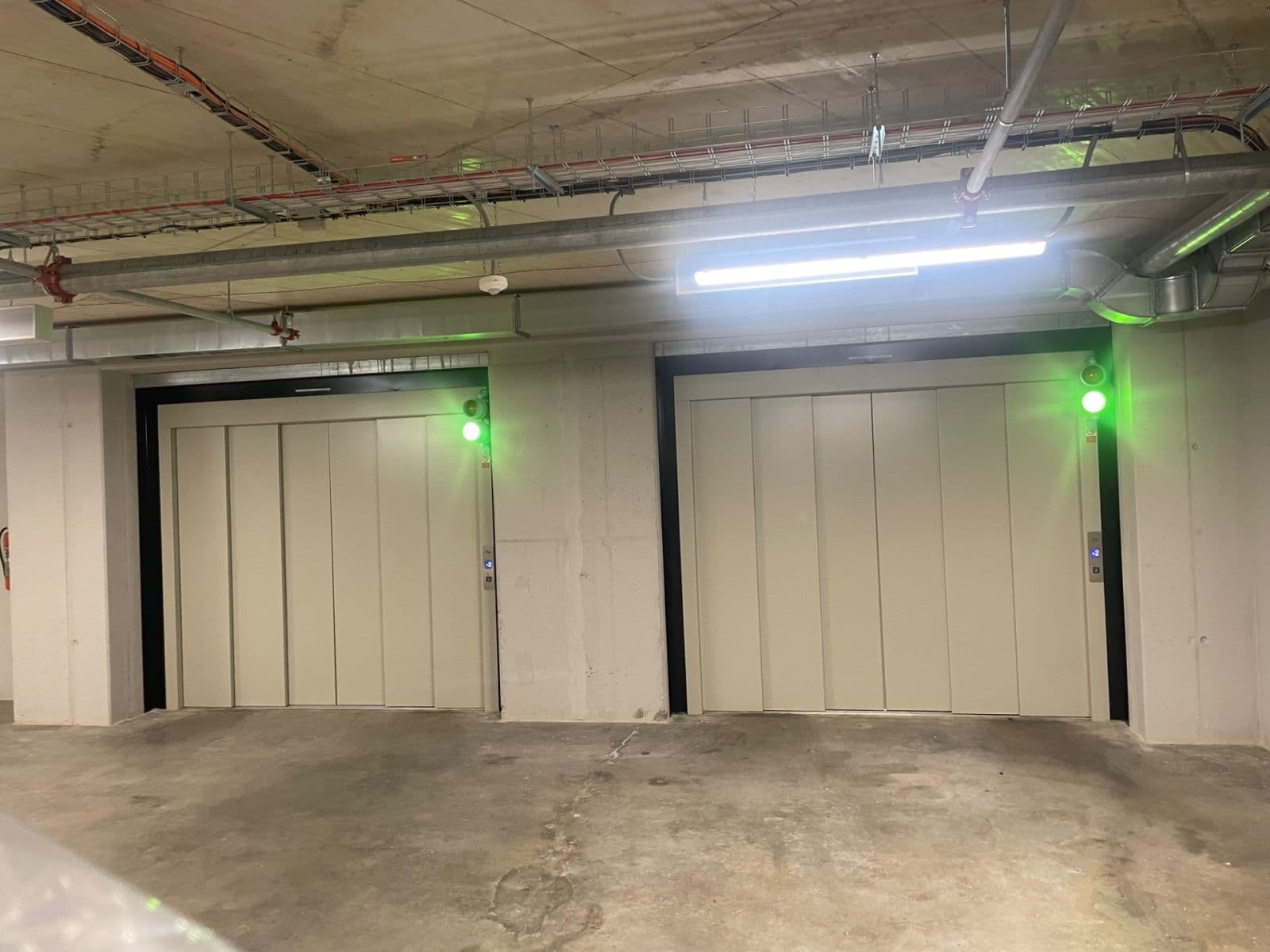 Prenájom garáže 4 m², Krymská, Praha, Praha Prenájom garáže 4 m², Krymská, Praha, Praha