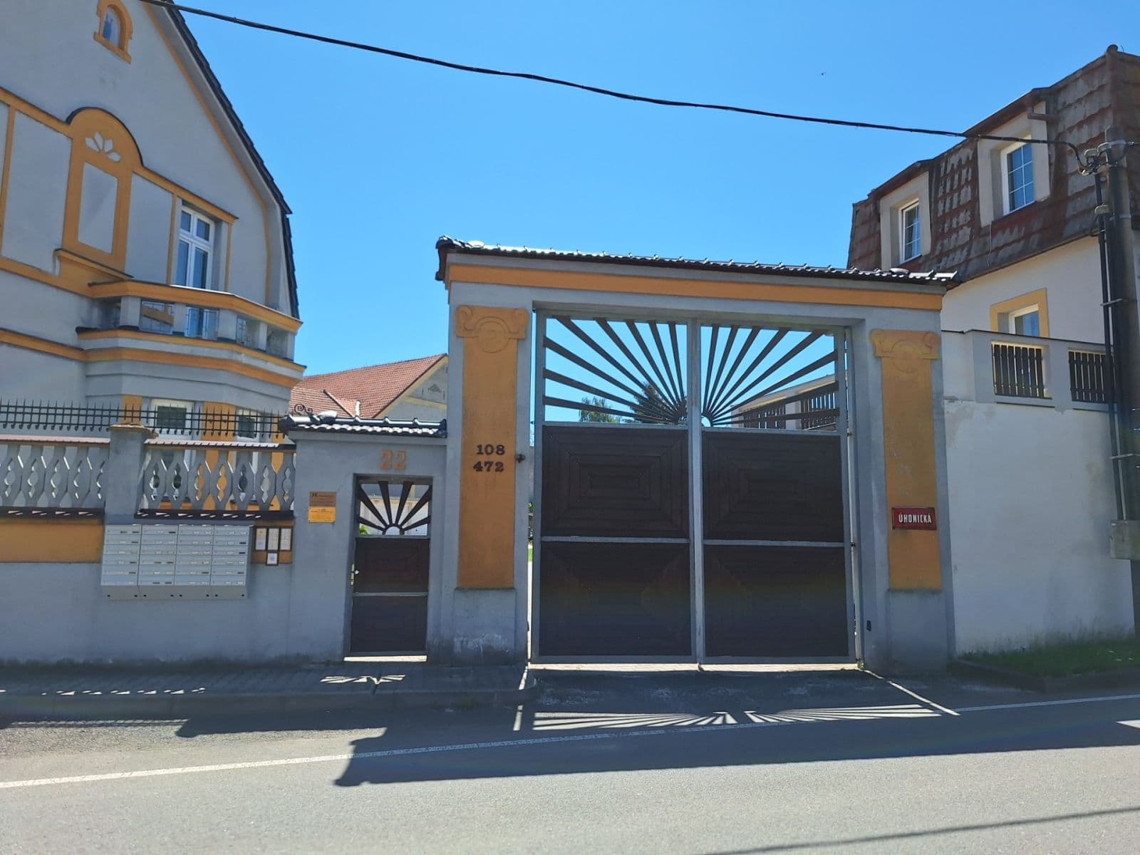 Prenájom bytu 3-izbový 66 m², Úhonická, Jeneč, Středočeský kraj Prenájom bytu 3-izbový 66 m², Úhonická, Jeneč, Středočeský kraj
