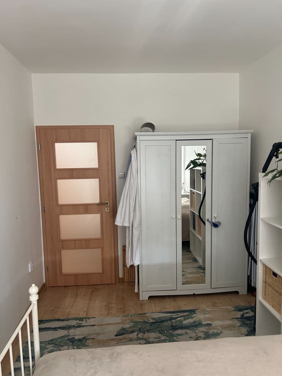 Prenájom bytu 2-izbový 38 m², Na Volánové, Praha, Praha Prenájom bytu 2-izbový 38 m², Na Volánové, Praha, Praha