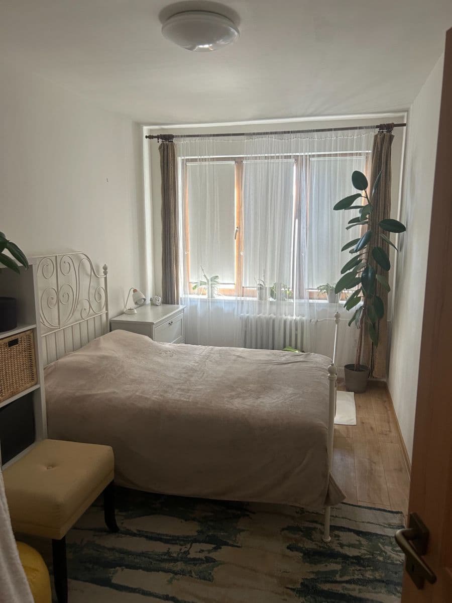 Prenájom bytu 2-izbový 38 m², Na Volánové, Praha, Praha Prenájom bytu 2-izbový 38 m², Na Volánové, Praha, Praha