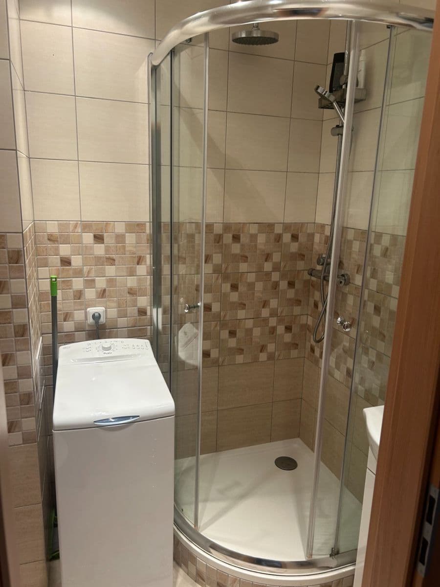 Prenájom bytu 2-izbový 38 m², Na Volánové, Praha, Praha Prenájom bytu 2-izbový 38 m², Na Volánové, Praha, Praha