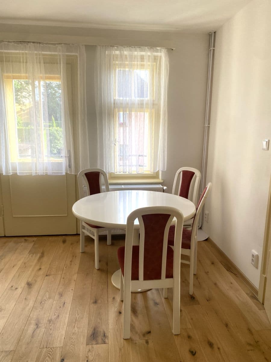 Prenájom bytu 3-izbový 78 m², Panenská, Jablonec nad Nisou, Liberecký kraj Prenájom bytu 3-izbový 78 m², Panenská, Jablonec nad Nisou, Liberecký kraj