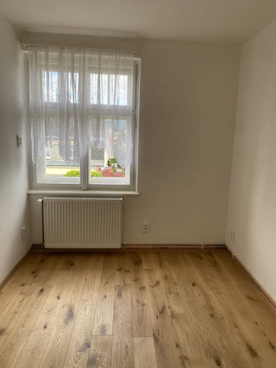 Prenájom bytu 3-izbový 78 m², Panenská, Jablonec nad Nisou, Liberecký kraj Prenájom bytu 3-izbový 78 m², Panenská, Jablonec nad Nisou, Liberecký kraj