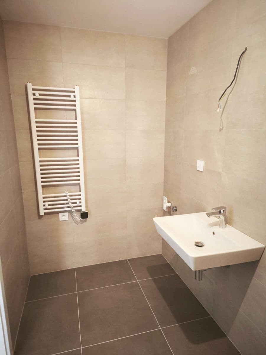 Prenájom bytu 1-izbový 34 m², Spolková, Brno, Jihomoravský kraj Prenájom bytu 1-izbový 34 m², Spolková, Brno, Jihomoravský kraj