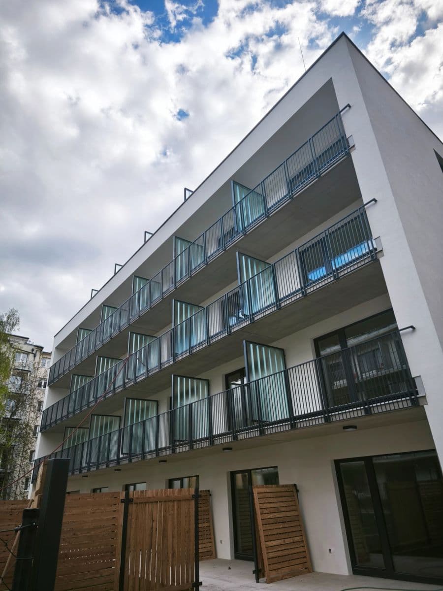 Prenájom bytu 1-izbový 34 m², Spolková, Brno, Jihomoravský kraj Prenájom bytu 1-izbový 34 m², Spolková, Brno, Jihomoravský kraj