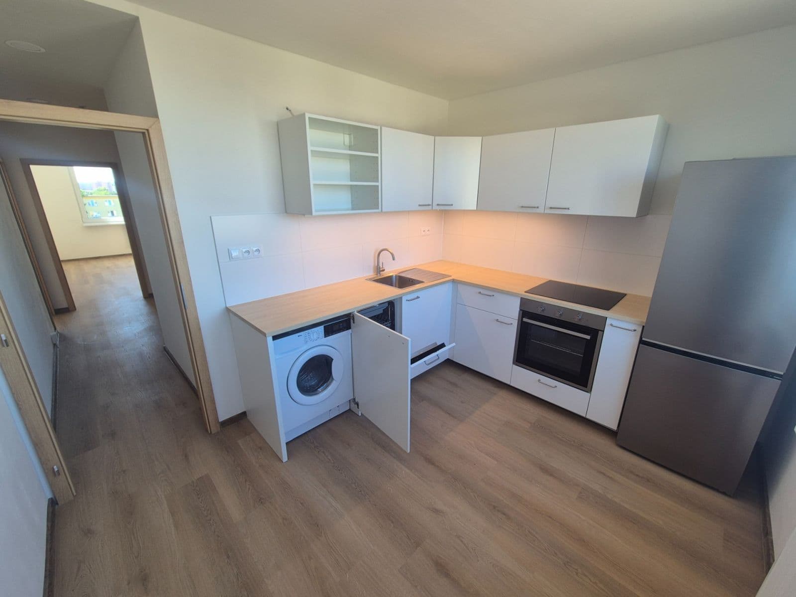 Prenájom bytu 2-izbový 60 m², Zdislavická, Praha, Praha Prenájom bytu 2-izbový 60 m², Zdislavická, Praha, Praha
