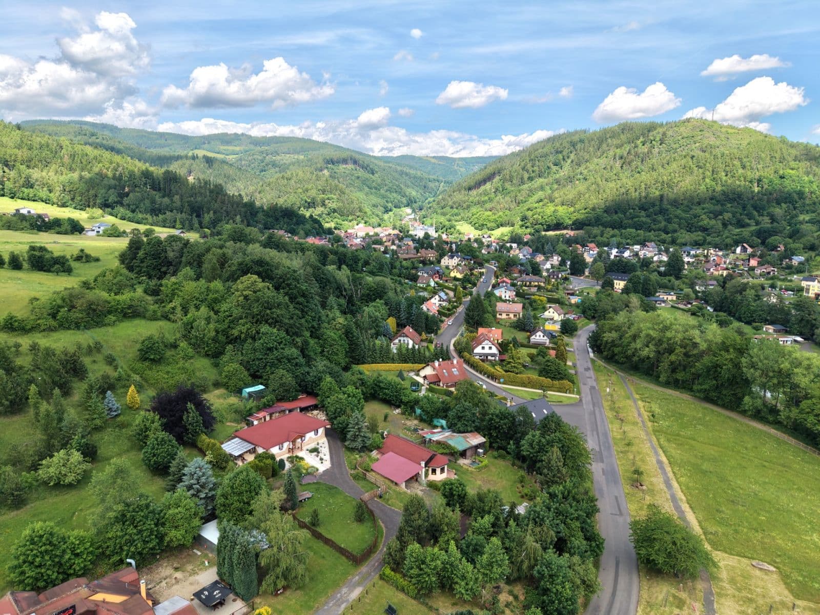 Predaj domu 110 m², pozemok 3.996 m², Karlovarská, Perštejn, Ústecký kraj Predaj domu 110 m², pozemok 3.996 m², Karlovarská, Perštejn, Ústecký kraj