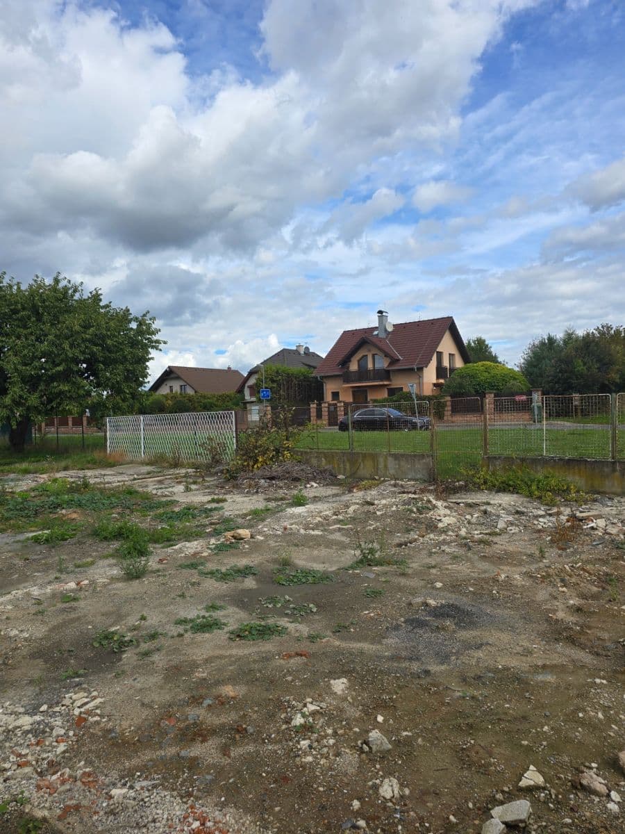 Predaj pozemku 662 m², Zlatníky-Hodkovice, Středočeský kraj Predaj pozemku 662 m², Zlatníky-Hodkovice, Středočeský kraj