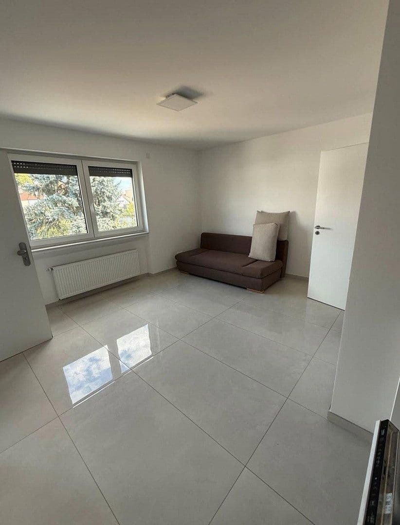 Prenájom bytu 1-izbový 22 m², Ponsstraße 57, Mörfelden-Walldorf, Hesensko Prenájom bytu 1-izbový 22 m², Ponsstraße 57, Mörfelden-Walldorf, Hesensko