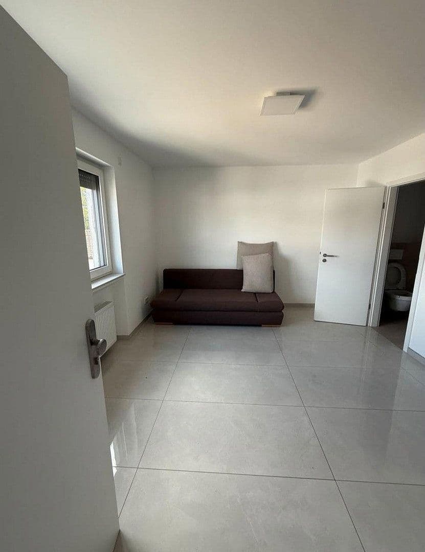 Prenájom bytu 1-izbový 22 m², Ponsstraße 57, Mörfelden-Walldorf, Hesensko Prenájom bytu 1-izbový 22 m², Ponsstraße 57, Mörfelden-Walldorf, Hesensko