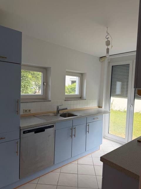 Prenájom bytu 3-izbový 84 m², Edith-Stein-Weg 3, Biberach an der Riß, Bádensko-Wurttembersko Prenájom bytu 3-izbový 84 m², Edith-Stein-Weg 3, Biberach an der Riß, Bádensko-Wurttembersko