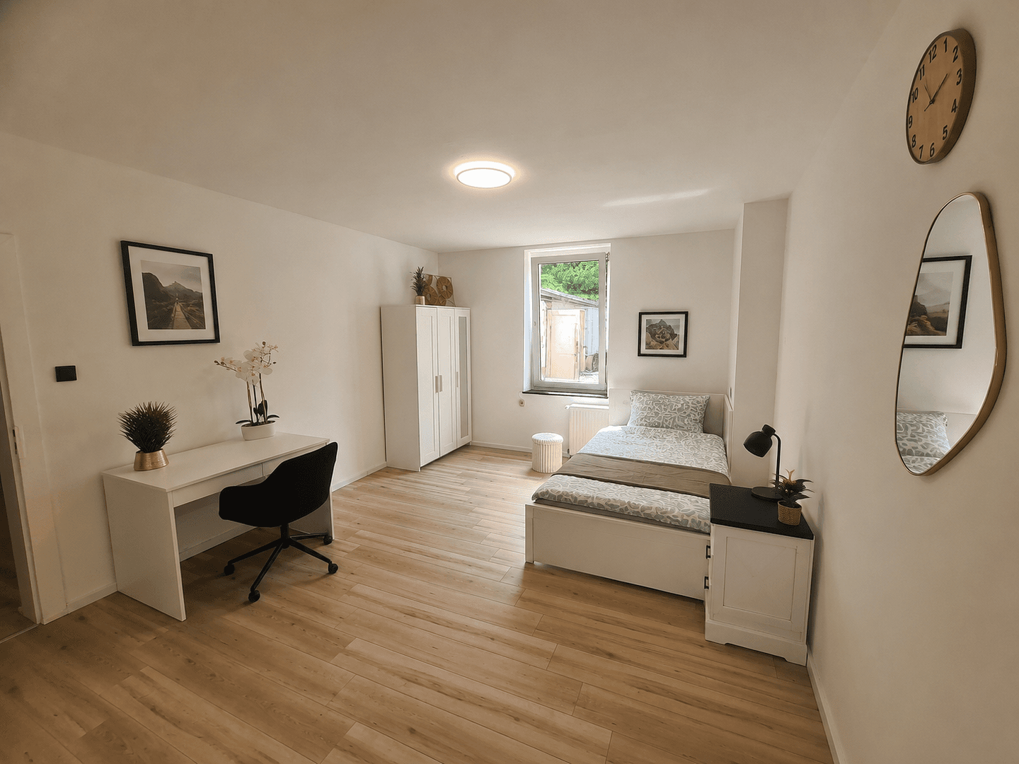 Prenájom bytu 2-izbový 55 m², Düsseldorf, Severné Porýnie - Westfálsko Prenájom bytu 2-izbový 55 m², Düsseldorf, Severné Porýnie - Westfálsko