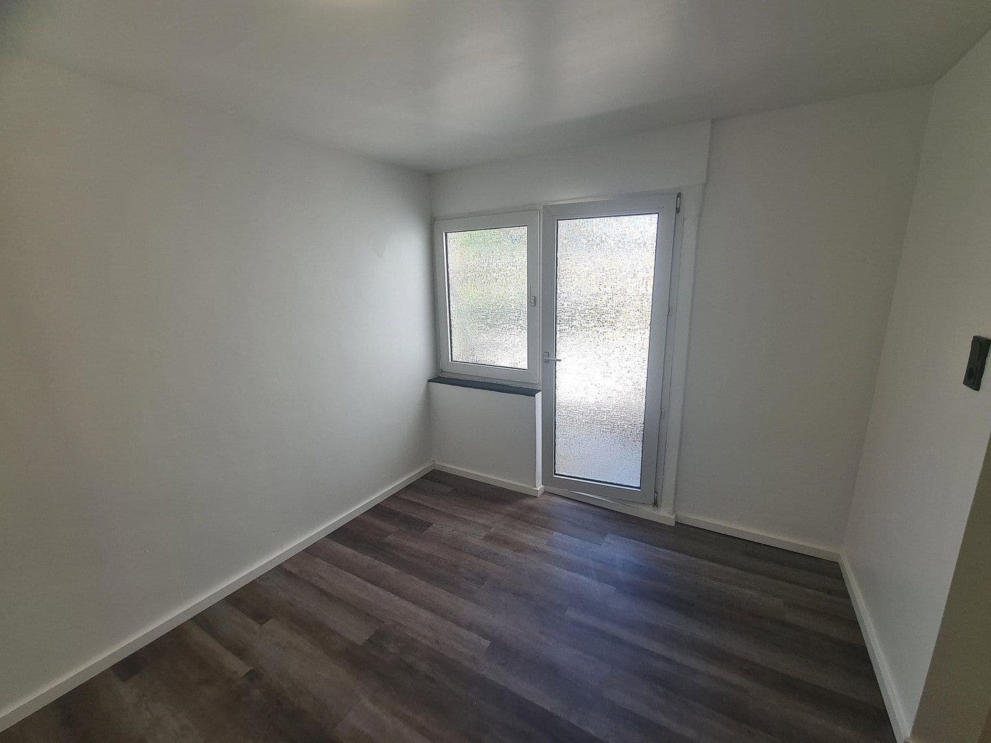 Prenájom bytu 2-izbový 55 m², Düsseldorf, Severné Porýnie - Westfálsko Prenájom bytu 2-izbový 55 m², Düsseldorf, Severné Porýnie - Westfálsko