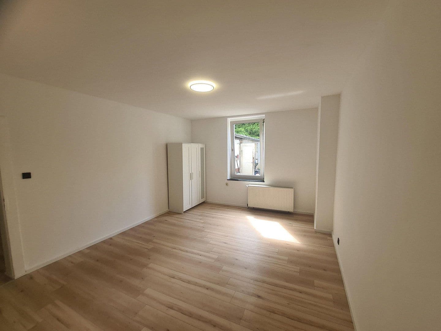 Prenájom bytu 2-izbový 55 m², Düsseldorf, Severné Porýnie - Westfálsko Prenájom bytu 2-izbový 55 m², Düsseldorf, Severné Porýnie - Westfálsko