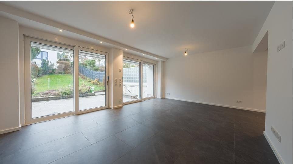 Prenájom domu 128 m², pozemok 187 m², Bad Soden am Taunus, Hesensko Prenájom domu 128 m², pozemok 187 m², Bad Soden am Taunus, Hesensko