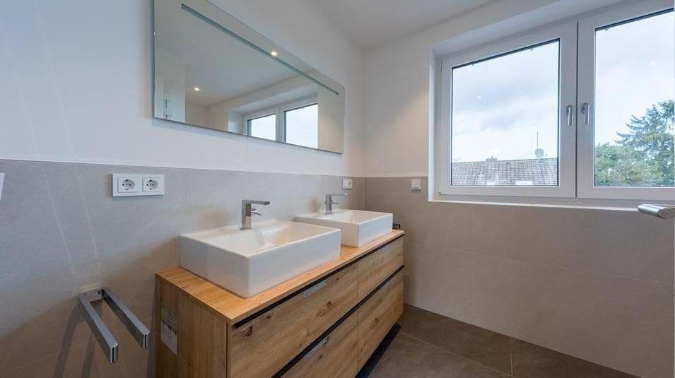 Prenájom domu 128 m², pozemok 187 m², Bad Soden am Taunus, Hesensko Prenájom domu 128 m², pozemok 187 m², Bad Soden am Taunus, Hesensko
