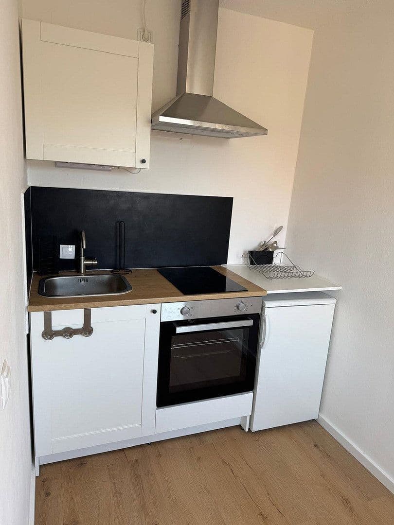 Prenájom bytu 1-izbový 36 m², Roritzerstraße 37, Nürnberg, Bavorsko Prenájom bytu 1-izbový 36 m², Roritzerstraße 37, Nürnberg, Bavorsko