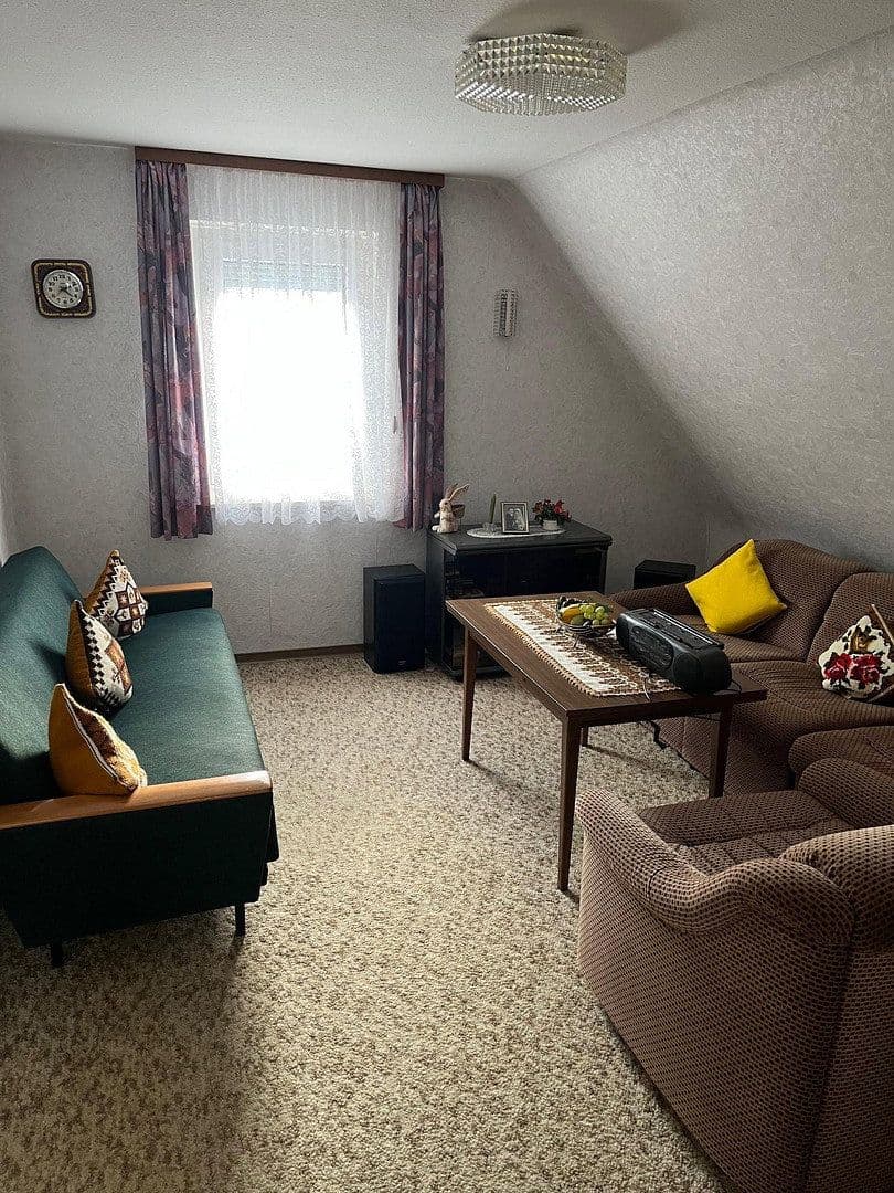 Predaj domu 120 m², pozemok 824 m², Lauterstein, Bádensko-Wurttembersko Predaj domu 120 m², pozemok 824 m², Lauterstein, Bádensko-Wurttembersko