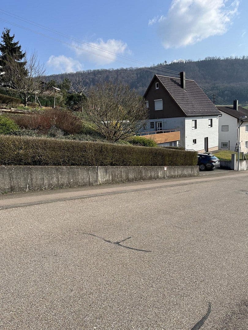 Predaj domu 120 m², pozemok 824 m², Lauterstein, Bádensko-Wurttembersko Predaj domu 120 m², pozemok 824 m², Lauterstein, Bádensko-Wurttembersko