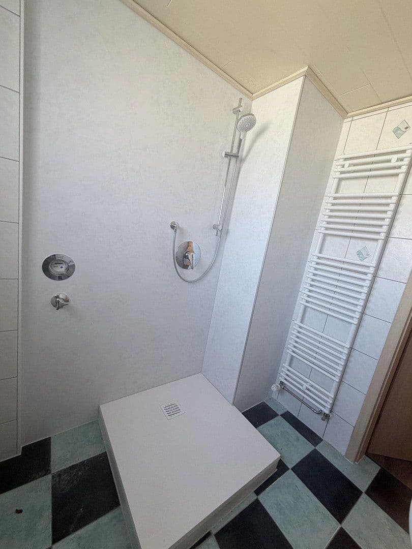Prenájom bytu 2-izbový 58 m², Heidenheim an der Brenz, Bádensko-Wurttembersko Prenájom bytu 2-izbový 58 m², Heidenheim an der Brenz, Bádensko-Wurttembersko