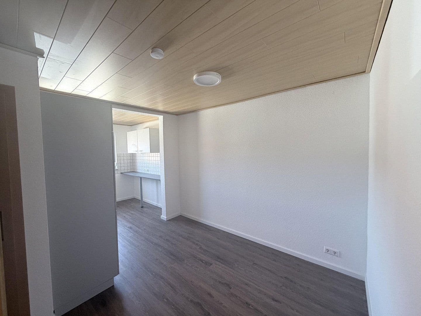 Prenájom bytu 2-izbový 58 m², Heidenheim an der Brenz, Bádensko-Wurttembersko Prenájom bytu 2-izbový 58 m², Heidenheim an der Brenz, Bádensko-Wurttembersko