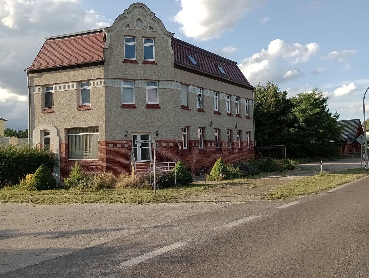 Predaj bytu 5-izbový 150 m², Chausseestraße 40, Am Mellensee, Brandenbursko Predaj bytu 5-izbový 150 m², Chausseestraße 40, Am Mellensee, Brandenbursko