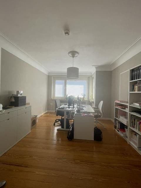 Prenájom bytu 3-izbový 91 m², Richardstraße 60, Düsseldorf, Severné Porýnie - Westfálsko Prenájom bytu 3-izbový 91 m², Richardstraße 60, Düsseldorf, Severné Porýnie - Westfálsko