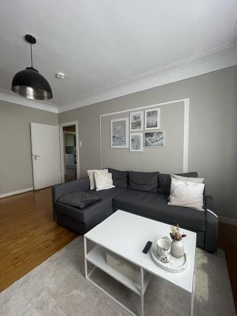 Prenájom bytu 3-izbový 91 m², Richardstraße 60, Düsseldorf, Severné Porýnie - Westfálsko Prenájom bytu 3-izbový 91 m², Richardstraße 60, Düsseldorf, Severné Porýnie - Westfálsko