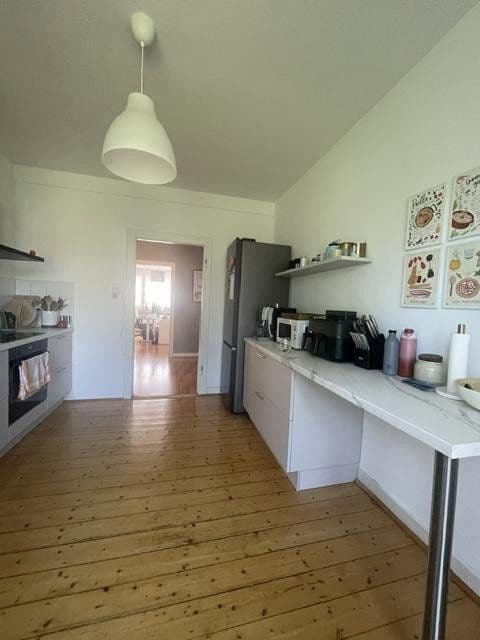 Prenájom bytu 3-izbový 91 m², Richardstraße 60, Düsseldorf, Severné Porýnie - Westfálsko Prenájom bytu 3-izbový 91 m², Richardstraße 60, Düsseldorf, Severné Porýnie - Westfálsko